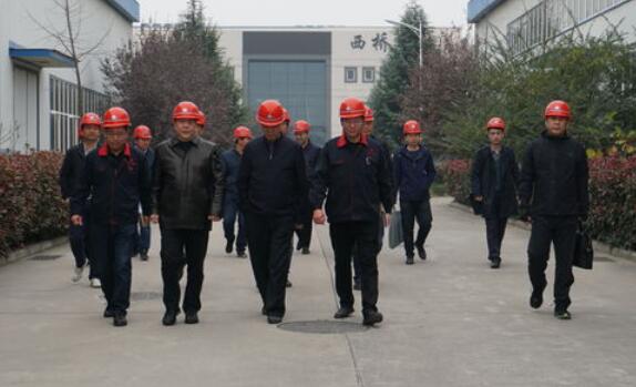 集團領導金輝帶隊赴海紅軸承、電器開關進行工作調研